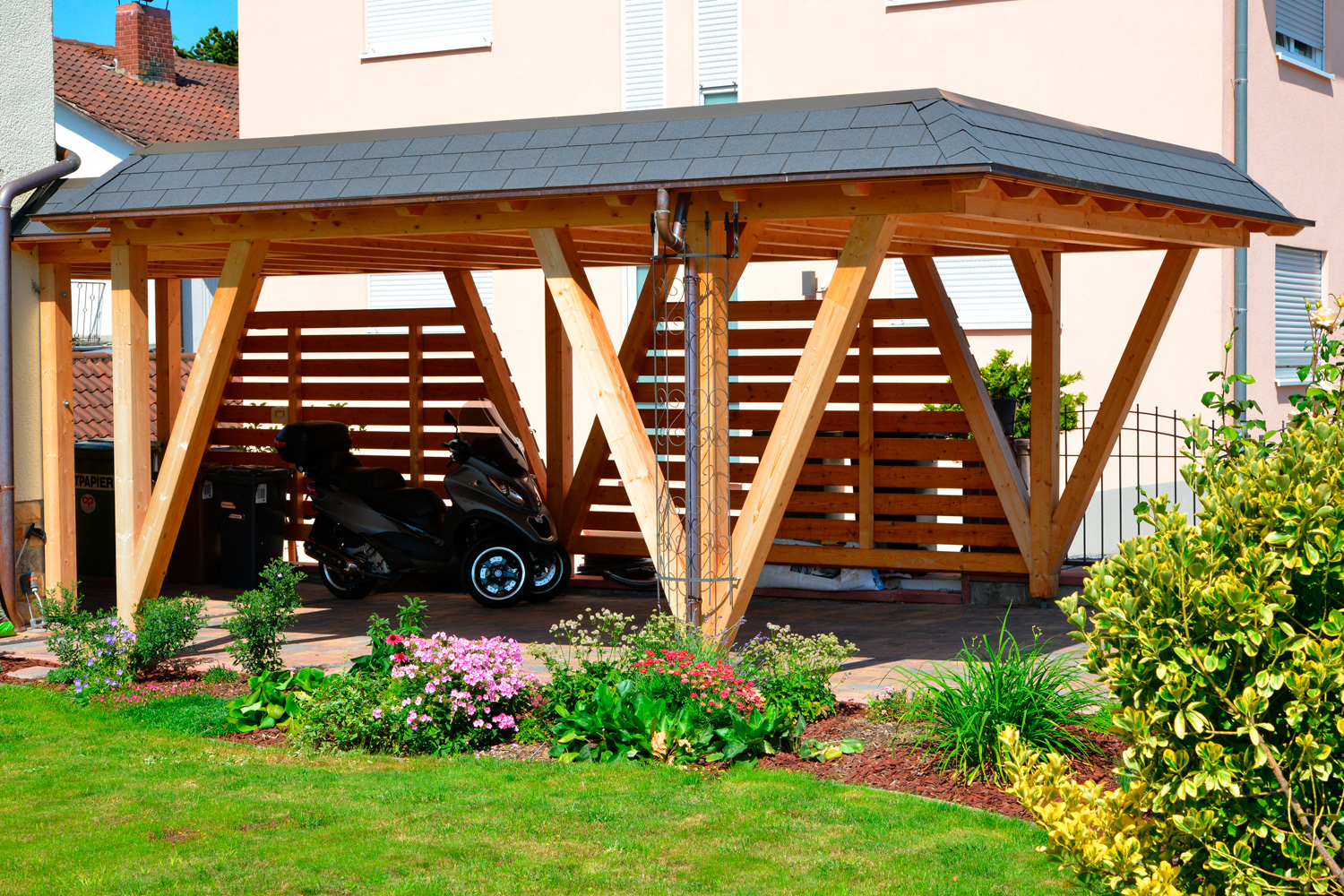 Carport build with posts.